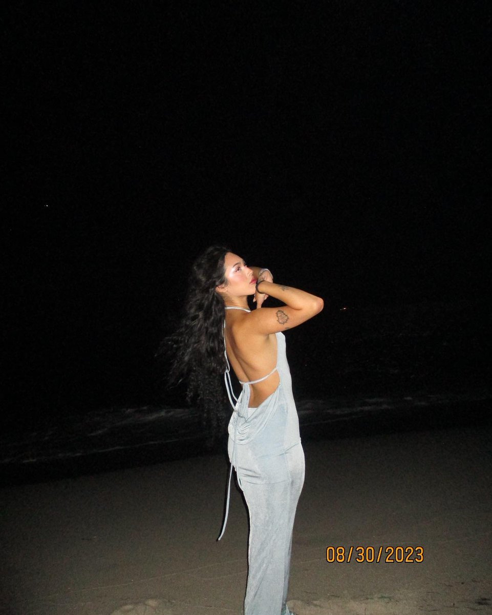 XileniaM's tweet photo. luna llena 🌙 https://t.co/x2p4zSLNcJ