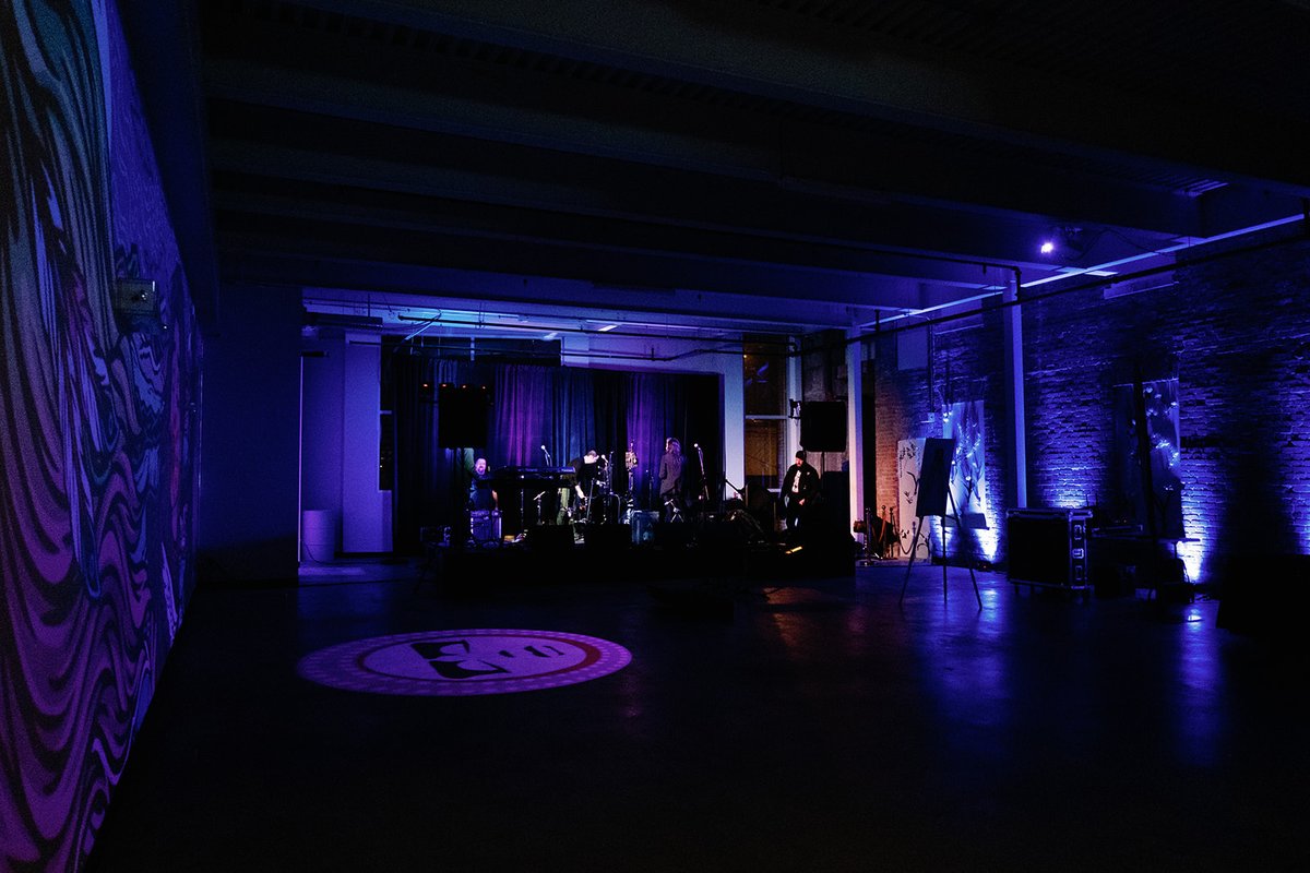 PendennisYEG's tweet photo. The lighting sets the mood.

A statement could never be more true.

Nighttime events are unique and designed to suit your vision and inspiration. Let us show you around. https://t.co/3j19jmVS41