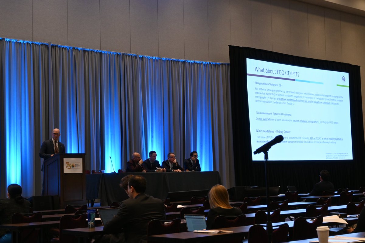 Rabs09's tweet photo. Renal Cancer session starts with Dr. Zemp at #FUS2023 #urology https://t.co/BZEIyQYDvp