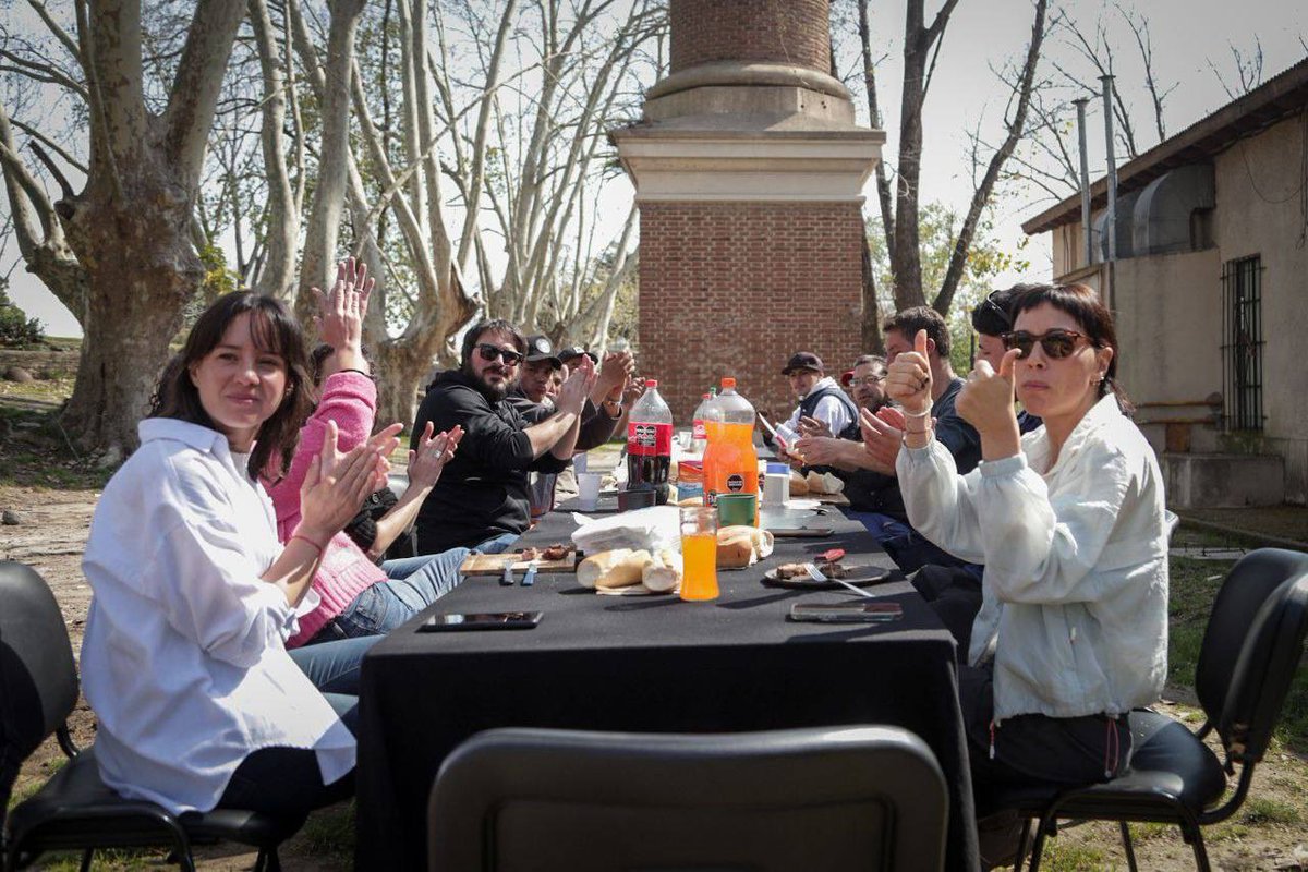 Mayra Mendoza ☀️ tweet media