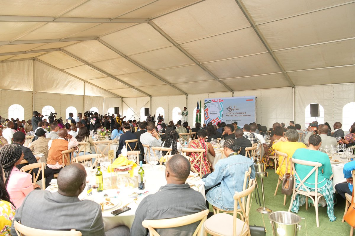FirstLadyNam3's tweet image. After three years in the making, today, @ONE_Namibia is extremely proud to be celebrating the official opening of the much-anticipated @BeFree Youth Campus in Katutura.
#NewSeason #BeFreeLaunch

A thread following today’s programme ⬇️