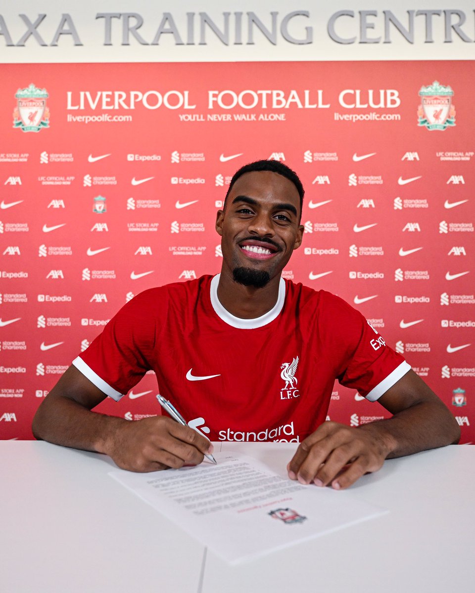 RGravenberch's tweet photo. Delighted to sign for this amazing club. It's an honour to be here and I can't wait to get started ❤️ @LFC 

#YNWA https://t.co/36FaLewCCg