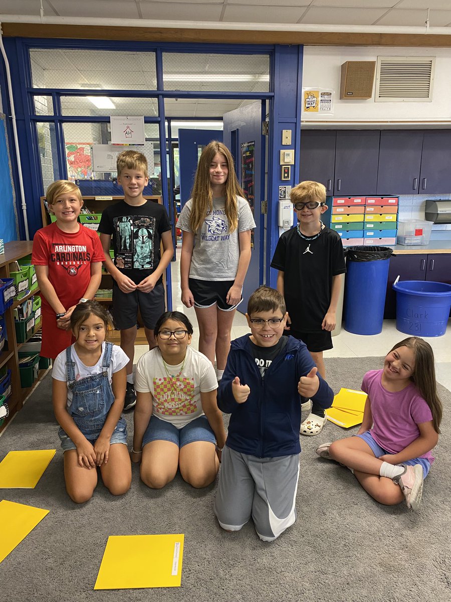First Den Group meeting! ⛺️ <a href="/WindsorWildcats/">WindsorWildcats</a>