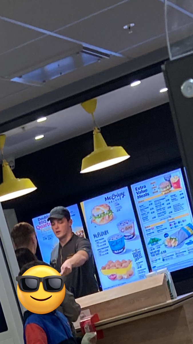 Spot the mma capper working in McDonald’s 👀