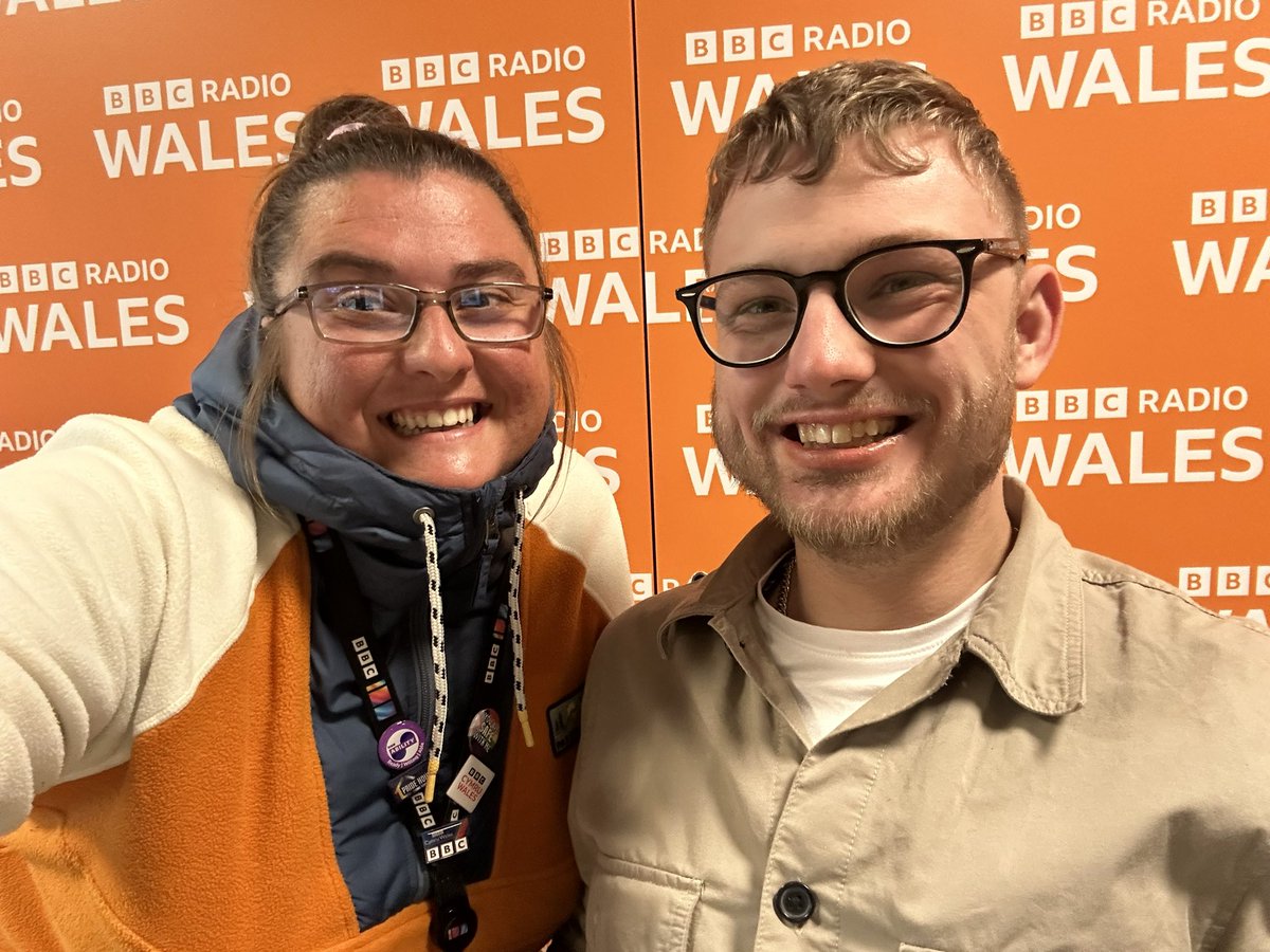 A highlight of my time at @BBCWales so far, meeting and getting to know the future star @MrAlexMackenzie 🙌🏾 I can’t wait to see where your future and career takes you next! Superstar! ⭐️ Thank you for everything! 👏🏽