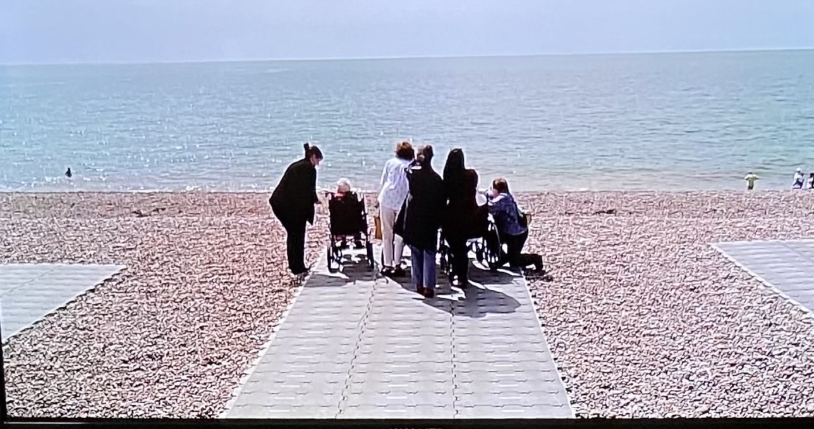 This is a wonderful idea for wheelchair users! Accessible matting put down on beaches so people can get onto the beach in their wheelchair 😍