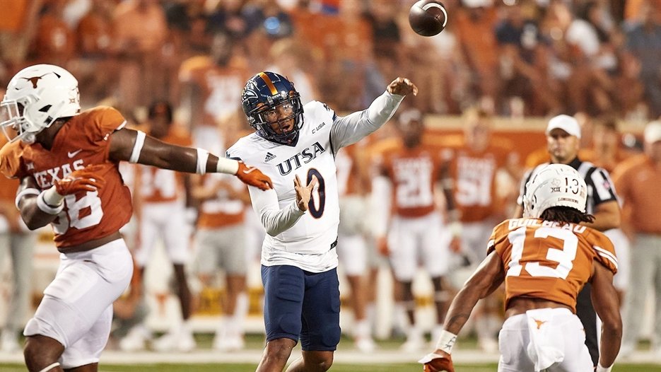 THE 50 MOST IMPORTANT PLAYERS IN TEXAS, NO. 1: <a href="/UTSAFTBL/">UTSA Football 🏈</a> QB FRANK HARRIS

"Harris’ story allows the UTSA staff to recruit local players with purpose."

<a href="/thefrankharris/">Frank Harris</a> | #BirdsUp | <a href="/CravenMike/">Mike Craven</a> 

STORY: texasfootball.com/article/2023/0…