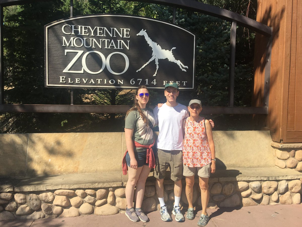 Nebular17's tweet photo. This summer I got to travel with Tori and my parents back to Colorado, where most of my earliest travel memories occurred. I had a great time and wanted to share some photos of the trip. https://t.co/mCZU085gNI