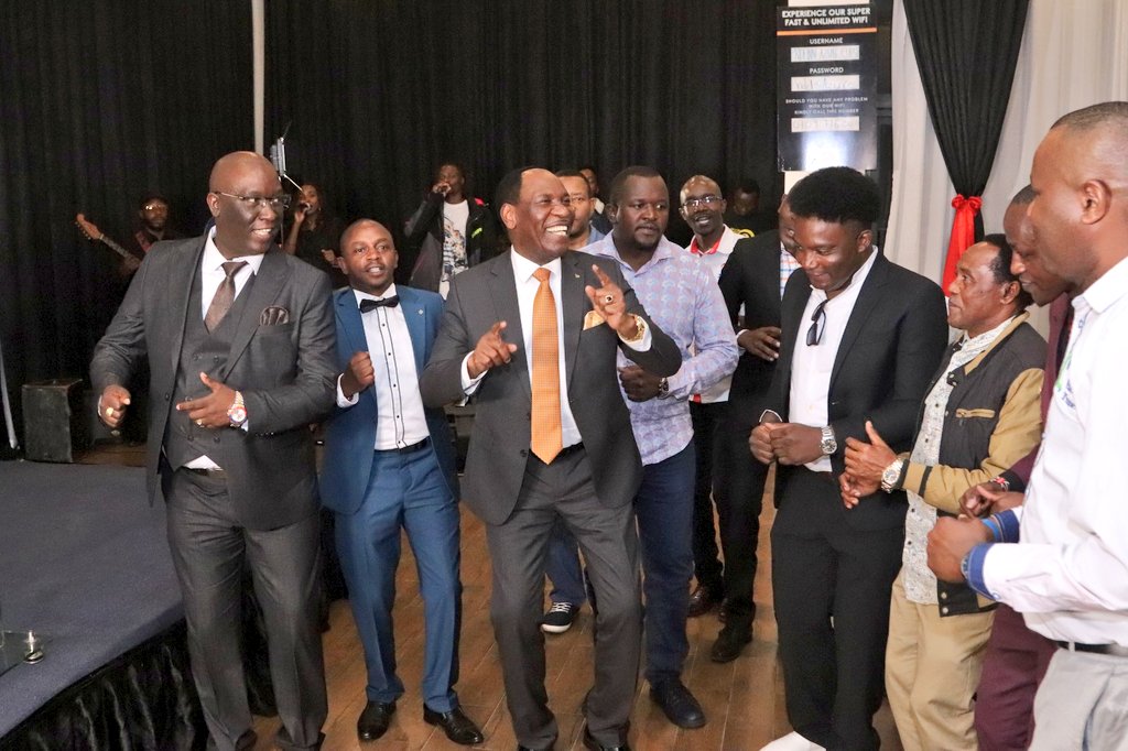 EzekielMutua's tweet photo. Joined the 'Unlocking Tomorrow' show Executive Producer @BishopThiongo, Patron of Kiambu County Universities & Colleges Students and Alumni Association, his crew, artists and stakeholders in the entertainment industry during a jig to celebrate the new show to be aired on @ktnhome_ every Sunday. #MCSKat40
