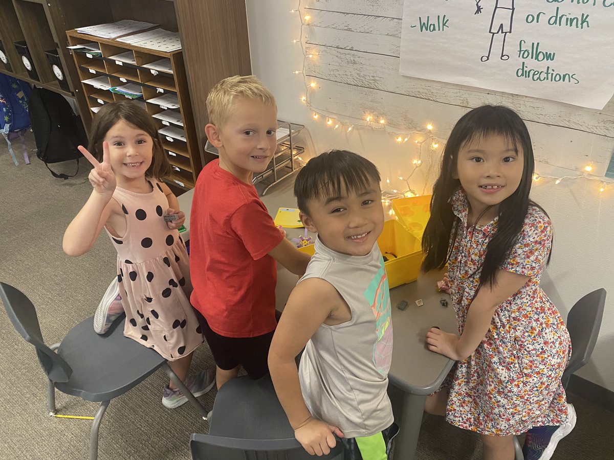 MsStephens1st's tweet photo. We love investigating STEM bins! #ProsperProud #ReevesAchieves #AdventureAwaits https://t.co/WDqhctOfir