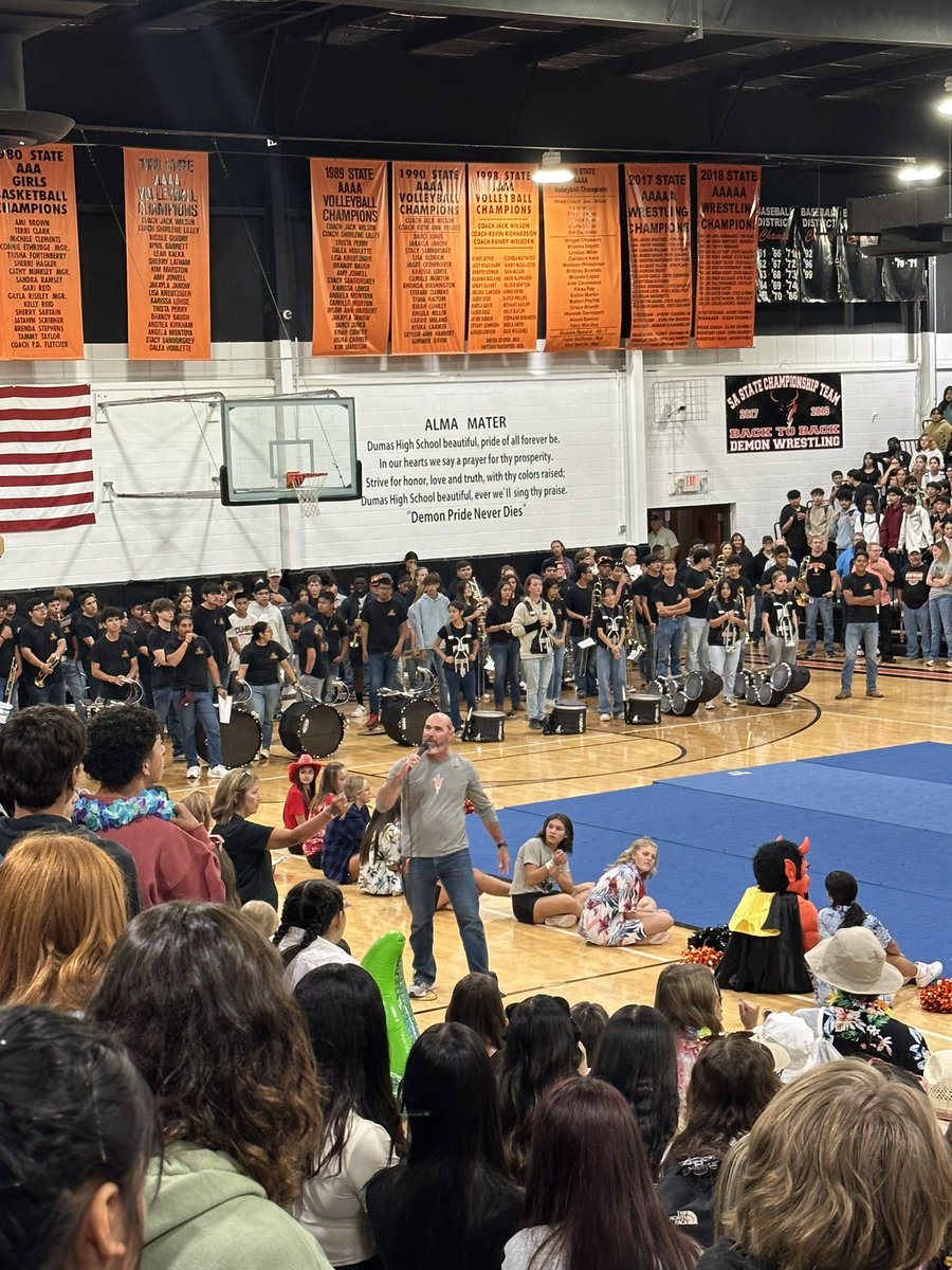 dumashstx's tweet photo. Today’s PEP Rally was awesome! Thank you all for your participation! @dumasfootball @dumasdemonettevb @dumashs_cheer @dumas_isd_athletics #peprallychallenge #funinthesun #gofightwin https://t.co/ErjuyUuVqO