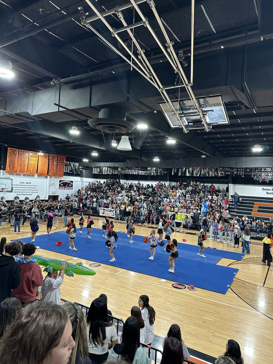 dumashstx's tweet photo. Today’s PEP Rally was awesome! Thank you all for your participation! @dumasfootball @dumasdemonettevb @dumashs_cheer @dumas_isd_athletics #peprallychallenge #funinthesun #gofightwin https://t.co/ErjuyUuVqO