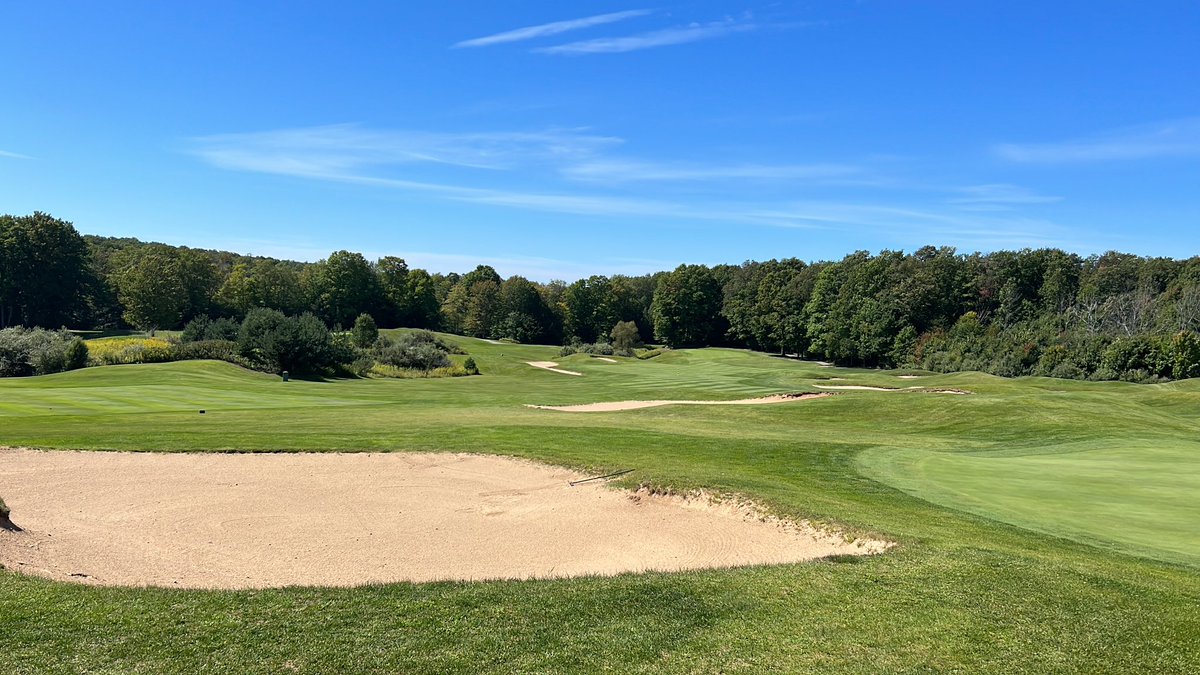 Heaven on earth is being out on the golf course!! #GolfLife