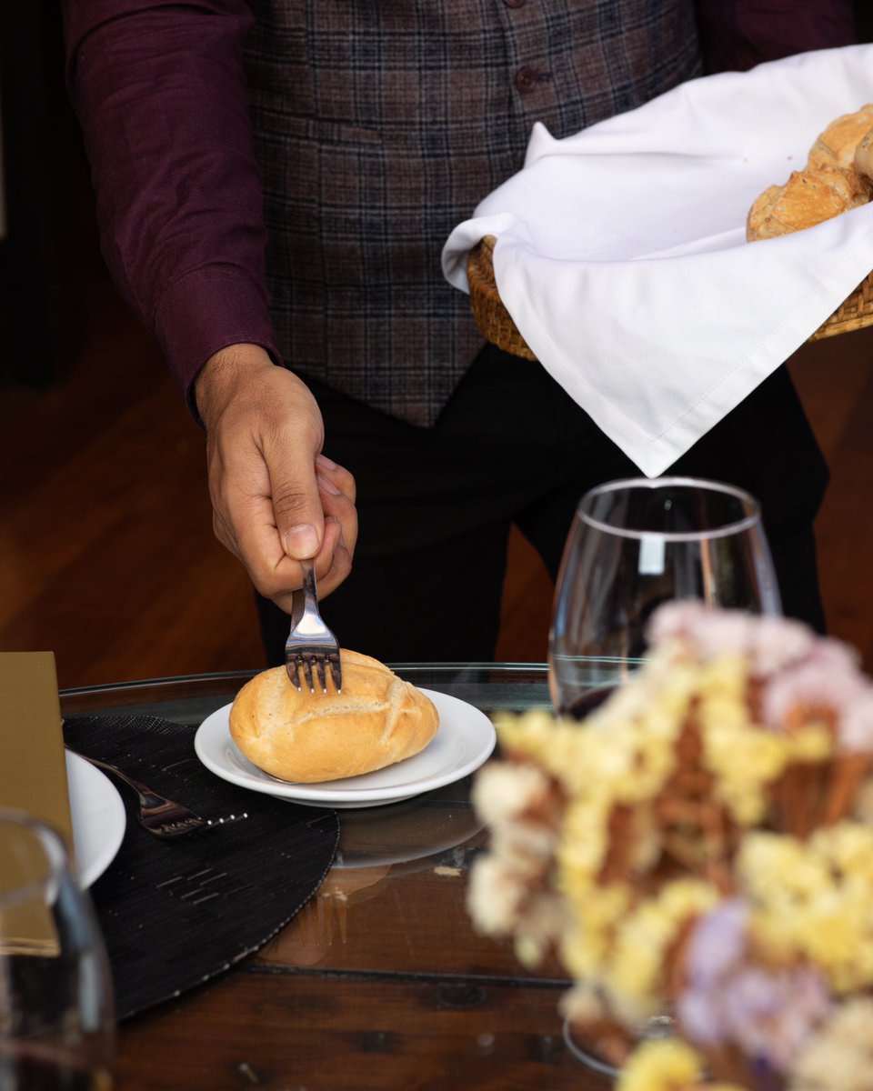 Llega el fin de semana, comienza septiembre y en Montana Garden  estamos preparados para que viváis una experiencia maravillosa, con la mejor gastronomía y nuestro servicio exquisito. Le gustaría sonreír en nuestro jardín? Reserve mesa en nuestra web y disfruta!!