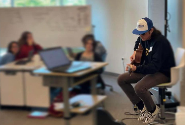 Brogden_DBEXCEL's tweet photo. Thanks to Chance Lawson of Market Street Social Club and 2022 TN Songwriter Competition fame for stopping by to share his journey (and a song!) with the Professional Communications class. Great times! https://t.co/wb7jVFUvAo