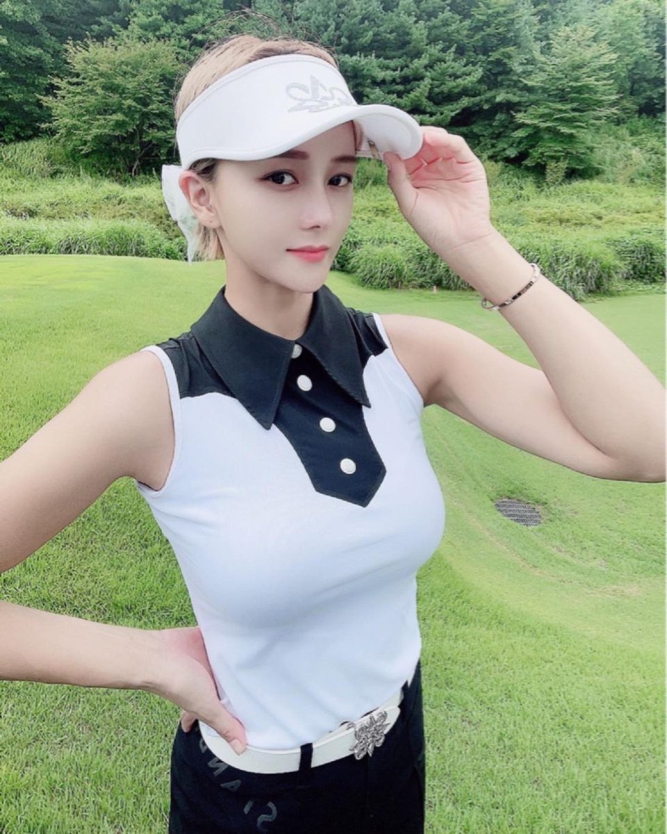 GoodMorningEL's tweet photo. ⛳️ It is only when one never gives up that all the hard work and sweat that has been put in will win full reward. --Napoleon Hill
#golf #golfporn #golfday #lovegolf #volkswagengolf #golfcoach #golfshot #golfchannel   #golfstyle #golfisfun #golflifestyle #golfdigest  #golflife https://t.co/DMRvlS66xA