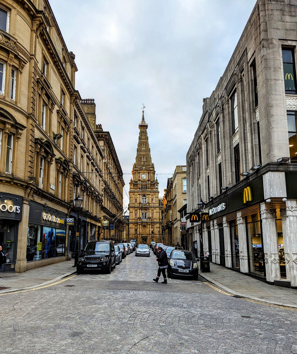 JohnMcArts's tweet photo. Halifax has one of the most architecturally beautiful centres of any town or city in England -

Far superior to the much more widely touted likes of Cheltenham, Leamington etc, and - for me - right up there with jewels like Bath and Oxford.

Change my mind...! https://t.co/FMM7O3cATJ