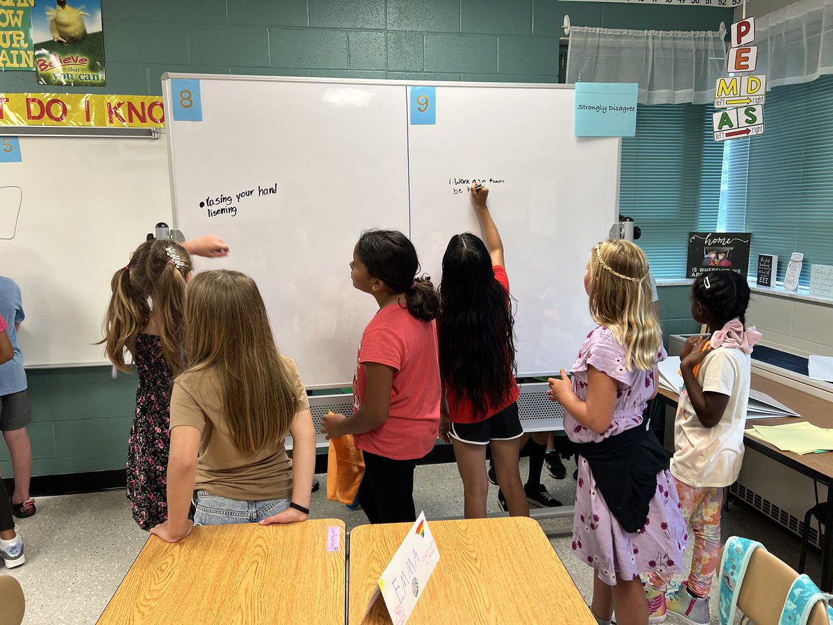 Staci Becker tweet media