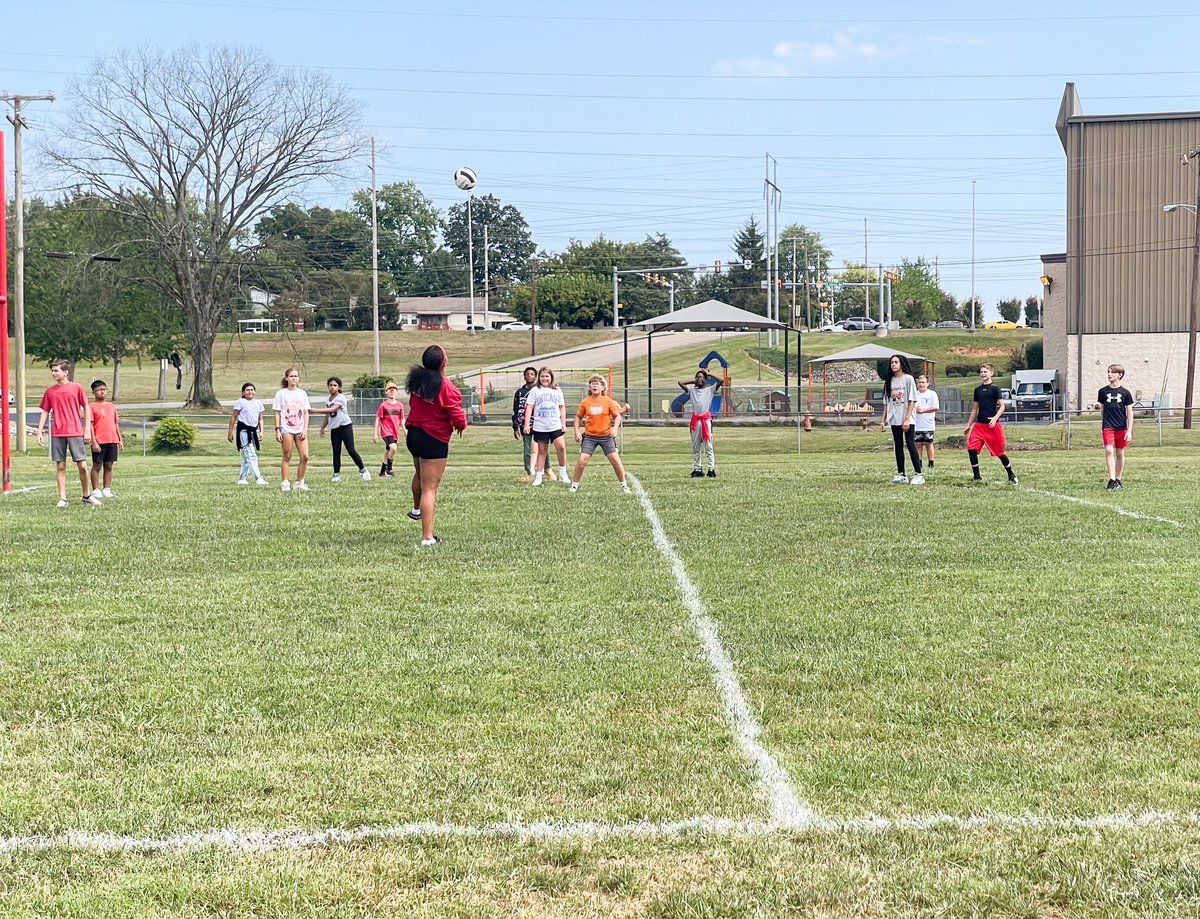 MsFuquasClass's tweet image. Today has been a reflective time for me.  With my classes completing rigorous assessments, formative and summative, I’m reminded of how much growth they have already made in just 6 weeks.  #RAMSRiseUp