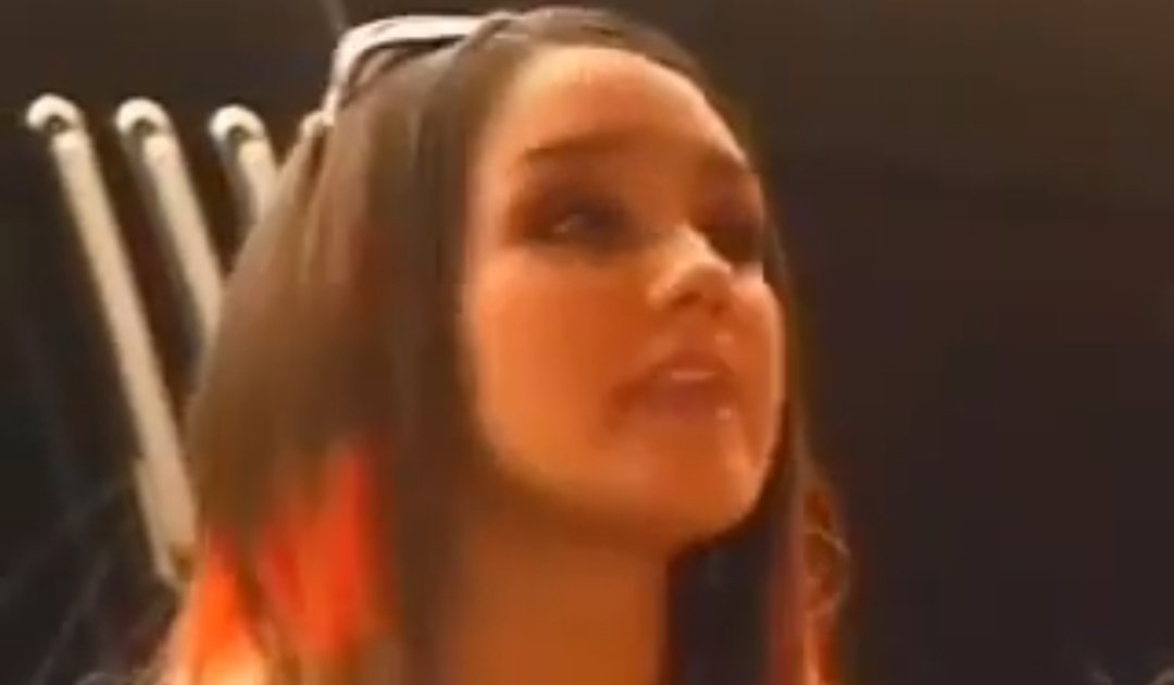 pardoraybr's tweet photo. - ai mãezinha ela te odeia mais eu senti saudades de você porquê não acredita?
@Laalmarey
#Rebelde009 https://t.co/onWL8MKvKi