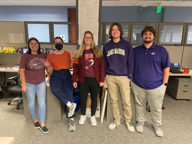 timmonsgroup's tweet photo. Happy #CollegeColorsDay from the Timmons Group team! We love seeing the school pride! ππ #LifeAtTG https://t.co/XLN4JjGhBx