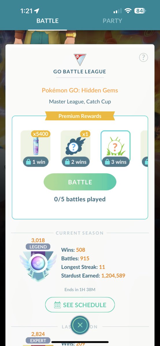 forcedmemes's tweet image. Just in the nick of time. Feels good to be back at legend finally after taking such a long break from pvp. Special shout out to @CalebPeng for the best team building.