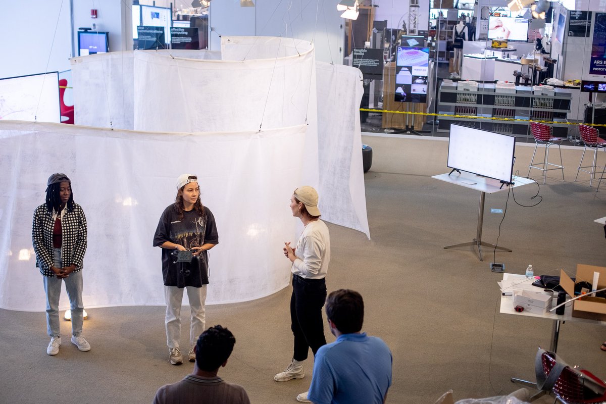 MIT Center for Constructive Communication tweet media