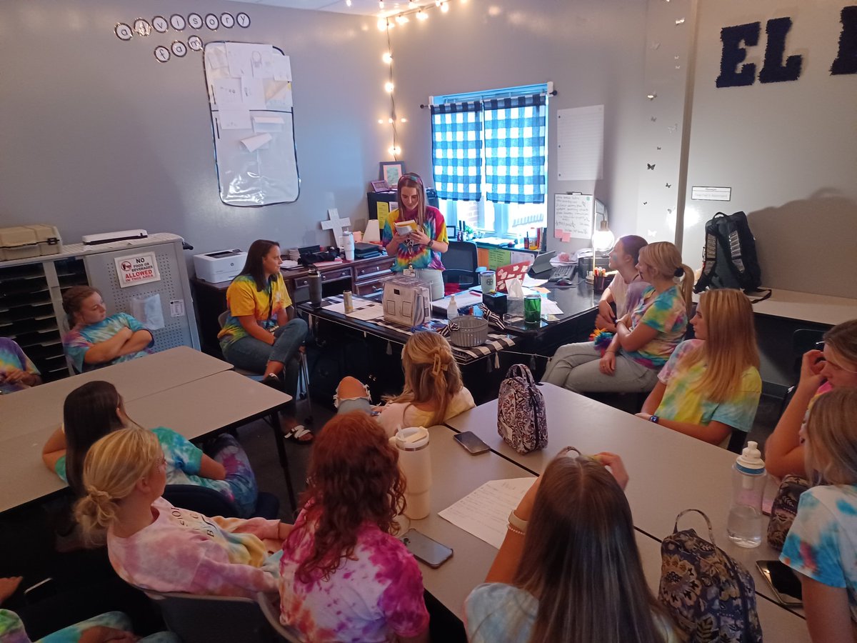 Team FCA Huddle with Brookwood Volleyball!

#FCAGreater