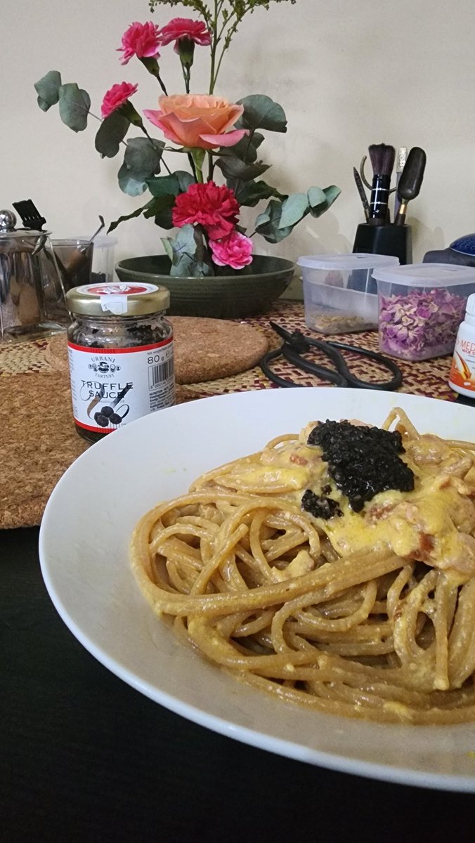 Black truffle carbonara The dish I used to cook for first dates 🤣
