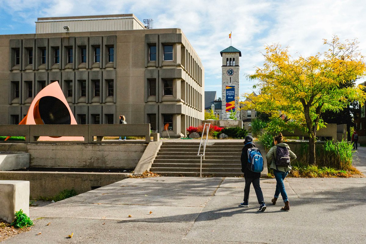 Warmest welcome to the students of Queen's, St.Lawrence College, and RMC beginning their academic journey and their families during this exciting move-in weekend in Kingston 🎓🏡Cheers to the start of another exciting year!