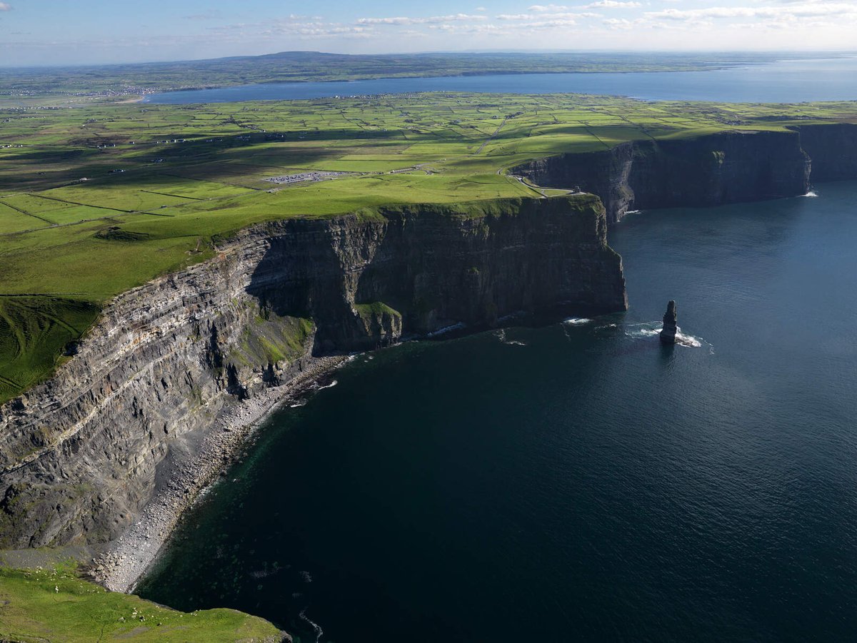 cietours's tweet photo. There's something special in the air! .During our September sale, save $250 when you book airfare with a selection of 2024 guided vacations to Ireland, Scotland, England &amp; Wales, and Iceland. See https://t.co/DqDlJrSCTW. 

#fillyourheartwithireland #mycietour #cietours https://t.co/XjjOc6eY7U