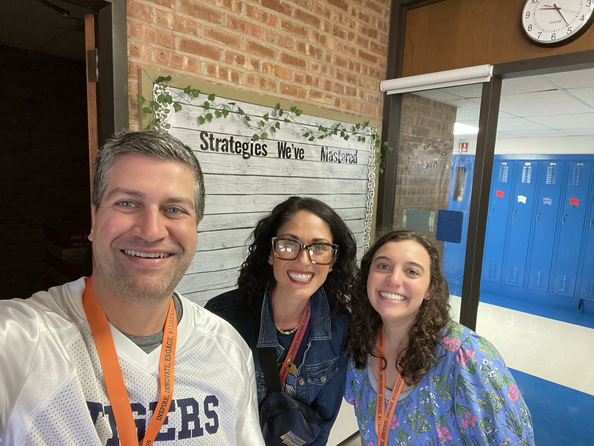 Dr. Monica Schroeder, pHCLE, NIU & DePaul alumna tweet media