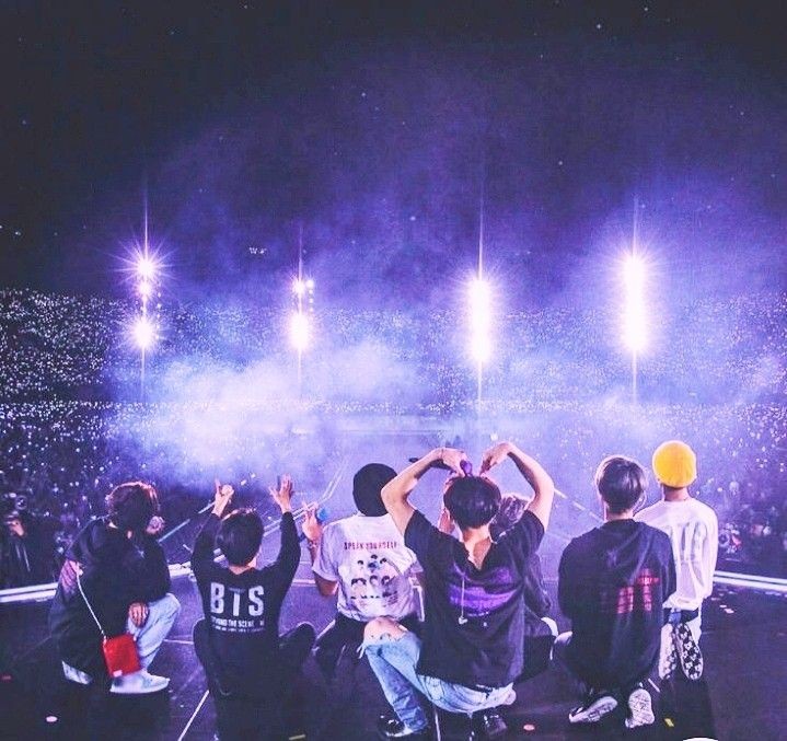galaxybts_7's tweet photo. Bana yolunu yapan kişi sendin♤
Senin galaksine inanıyorum🌌
Melodini dinlemek istiyorum🎶
Yıldızların Samanyolu ‘nda🪐
Unutma nasılsa seni bulurum♡
Umutsuzluğumun sonunda~
Son neden sensin☆
Benim için uçurumun kenarında duran kişi♧
Yaşa °~~~♡
                    MAGİC SHOP💜 https://t.co/bQy3L5iP0w