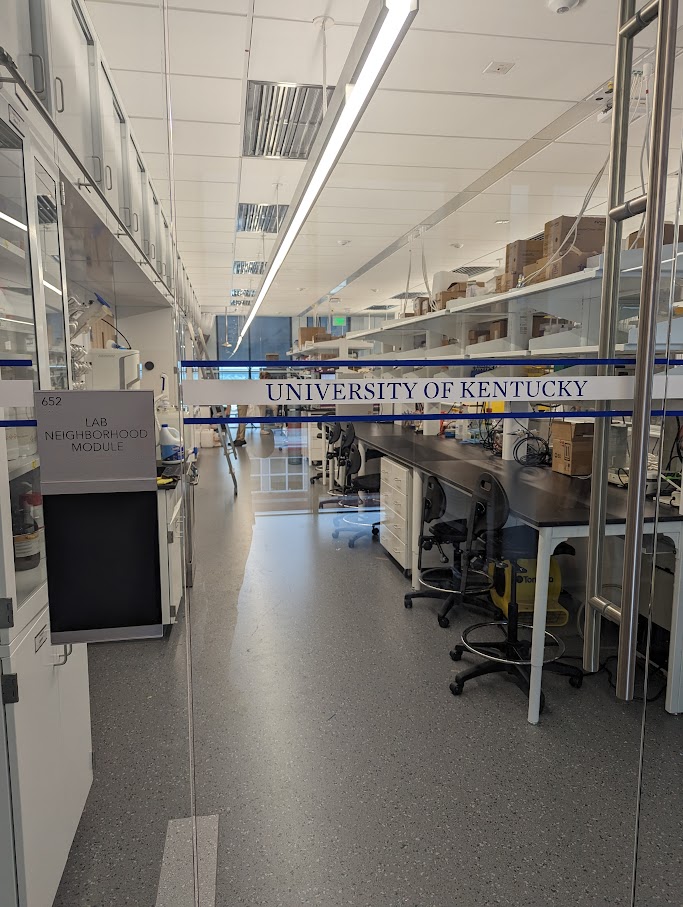 The lab is growing and we have space for you ... as long as you are interested in #naturalproducts, #syntheticchemistry, #medicinalchemistry, and working in a collaborative environment!!
Flexible on start date, reach out with questions
ukjobs.uky.edu/postings/486707