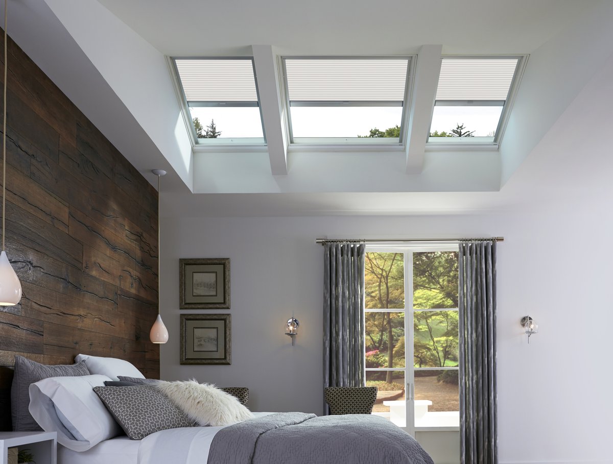 wdssac's tweet photo. Velux Skylights – see sunlight during the day and stars at night!
 #Velux #VeluxSkylights #NaturalLighting #Daylight #StarGazing #InteriorDesign #HomeImprovement https://t.co/E63AL4BZwF