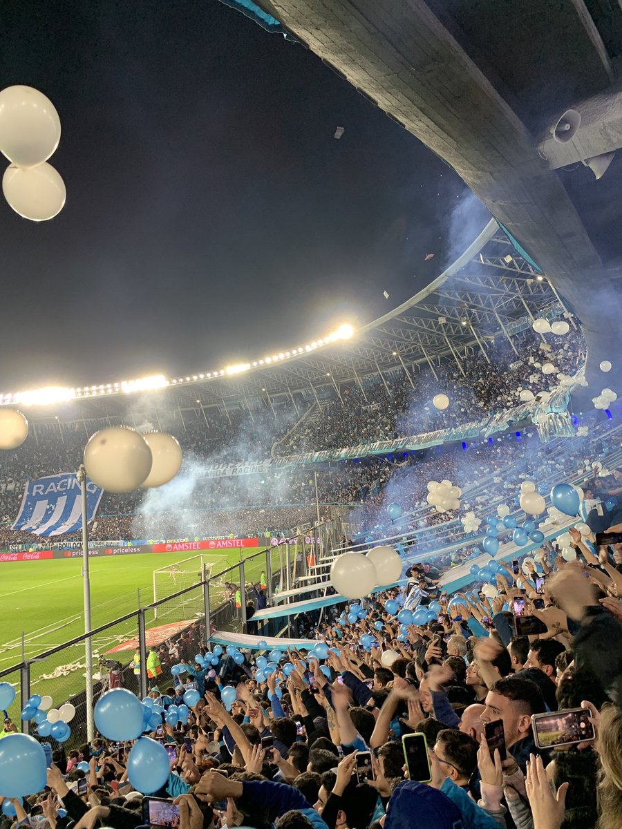 elprimer_grande's tweet photo. ¡BUENAS NOCHES, #RACING! 😴

𝐀𝐡𝐨𝐫𝐚 𝐝𝐞𝐛𝐞𝐫𝐞𝐦𝐨𝐬 𝐯𝐨𝐥𝐯𝐞𝐫 𝐚 𝐞𝐱𝐢𝐠𝐢𝐫 𝐩𝐚𝐫𝐚 𝐪𝐮𝐞 𝐥𝐚 𝐜𝐨𝐧𝐟𝐨𝐫𝐦𝐢𝐝𝐚𝐝 𝐪𝐮𝐞𝐝𝐞 𝐥𝐞𝐣𝐨𝐬 𝐝𝐞 𝐮𝐧 𝐜𝐥𝐮𝐛 𝐠𝐢𝐠𝐚𝐧𝐭𝐞.

#ElPrimerGrande https://t.co/QnDg7tvZq6