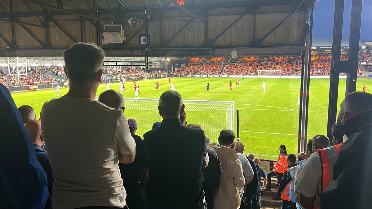ln_capone's tweet photo. Luton away ⚒️⚒️⚒️ https://t.co/oWEXeDNH0s