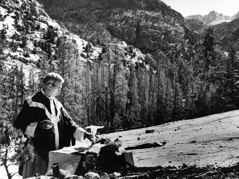 JesuitYAP's tweet photo. The #Jesuit Archives, with the help of archivist Megan Gilmore, preserves the story of priest, scientist and adventurer Anderson E. Bakewell, SJ.

Learn more about Fr. Bakewell and the work of the Archives team: https://t.co/276pCmnrwS https://t.co/0TqpwnGeCi