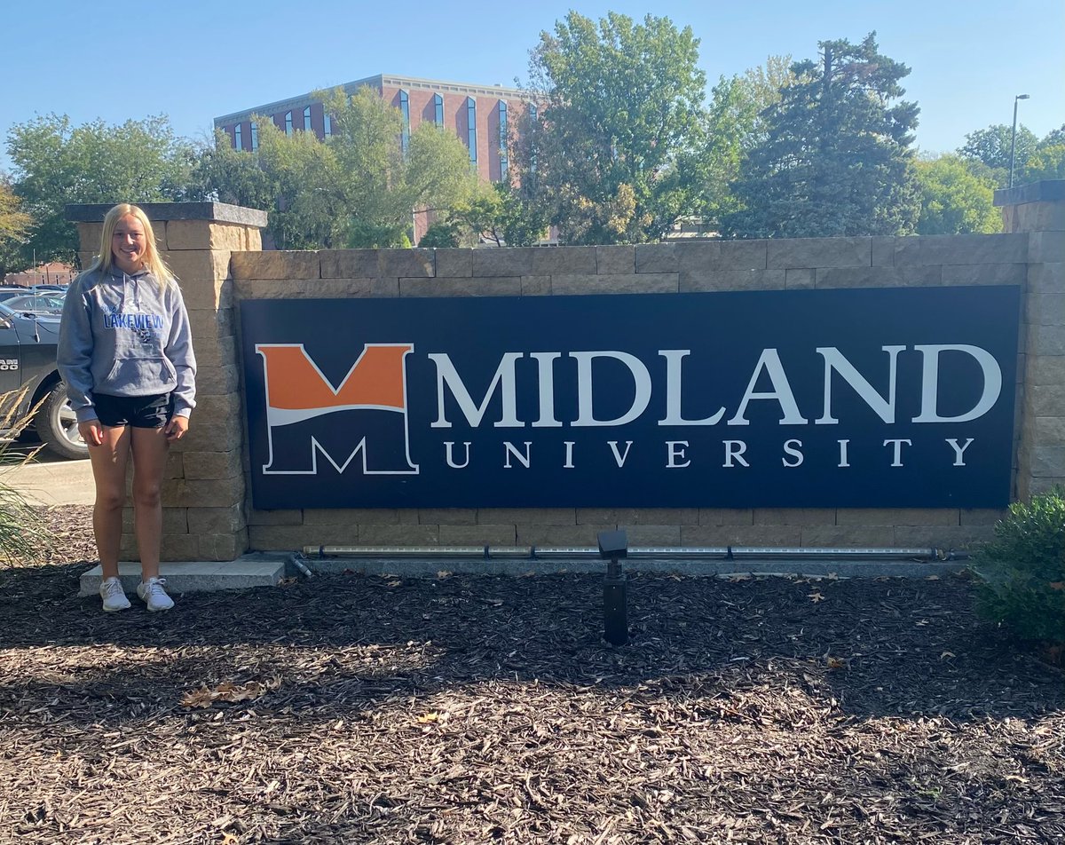 Had a great visit today at Midland University. Enjoyed talking with <a href="/CoachSingleton_/">Coach Beth Singleton</a> and some of the players. <a href="/MidlandUSB/">Midland Softball</a>