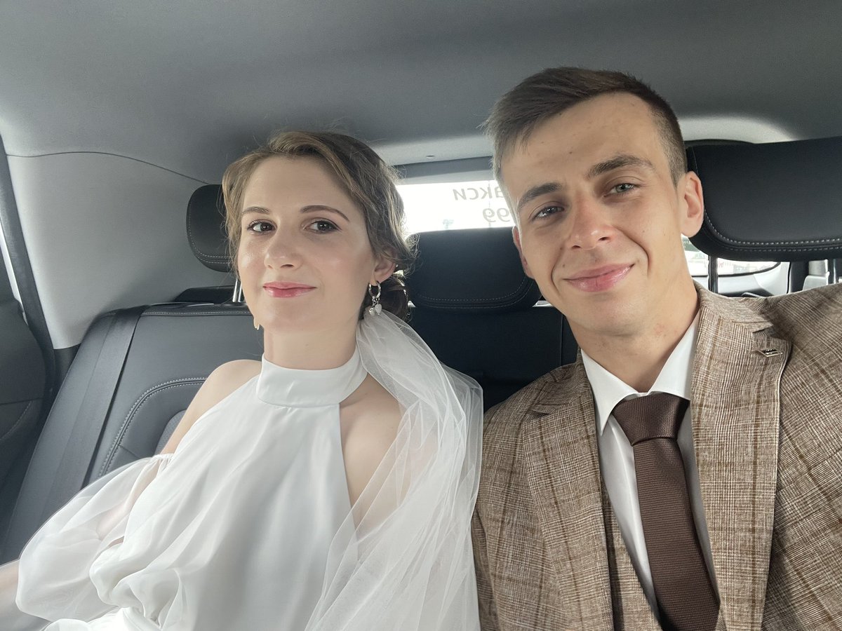 koynovaI's tweet photo. Я вышла замуж… три недели назад… https://t.co/sti6ozrLre
