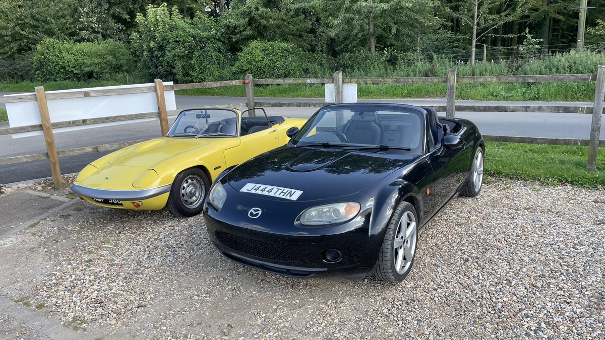 LotusElon tweet media