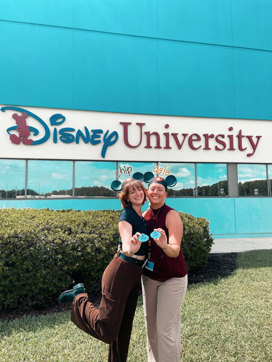 justgraciie's tweet photo. chchchchchip n dale! https://t.co/to16Zpde6d