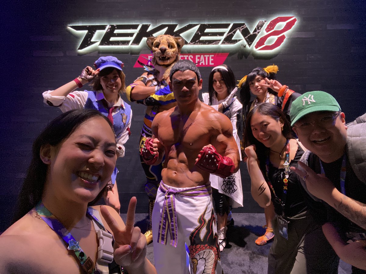 derrChrissy's tweet photo. The crew  #tekkan8 https://t.co/TGg5yl6HpK