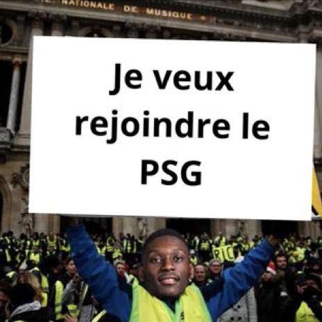 MediaParisien's tweet photo. 🤣 Randal Kolo Muani a donné une leçon à tous les gilets jaunes de France. Le grève a fonctionné ! https://t.co/eMPFX0hycD