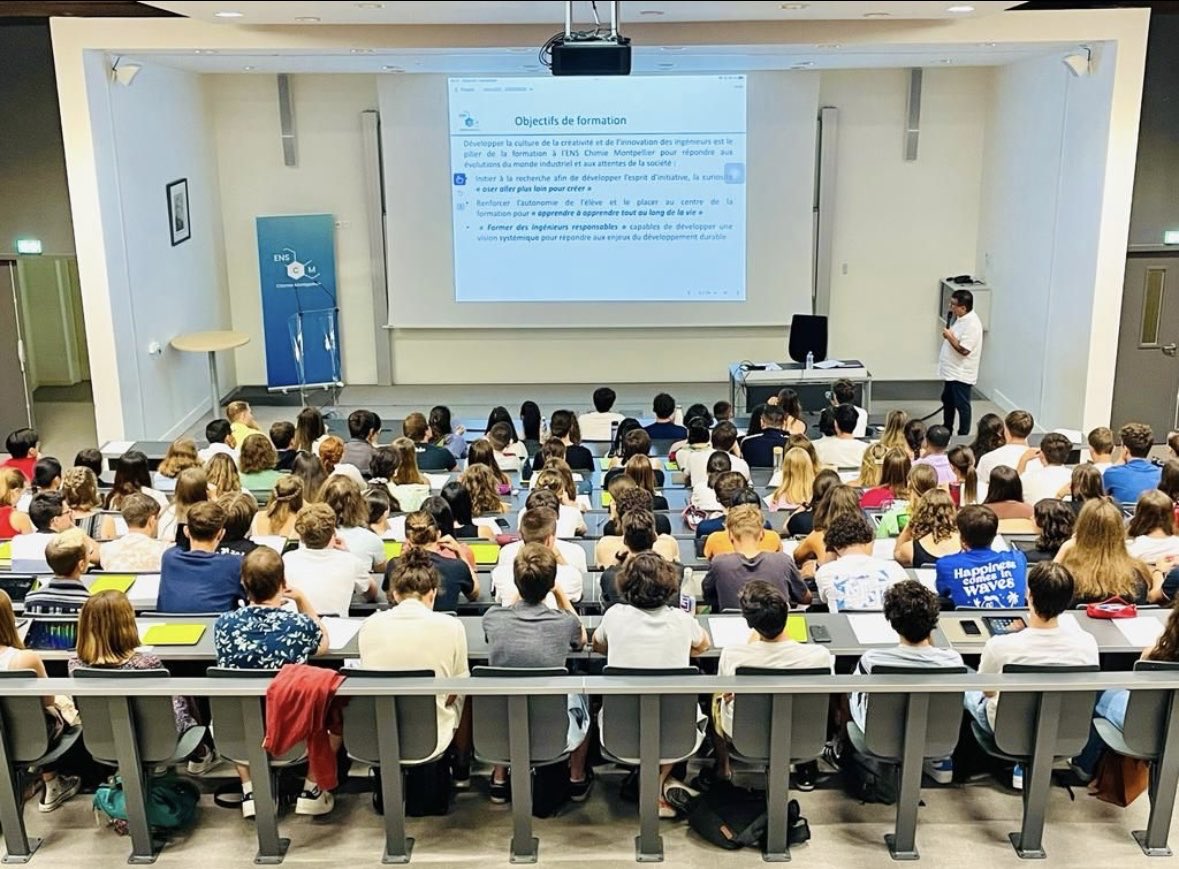 Ca y est !!! Les nouveaux sont arrivés.
La promo Phosphore est rentrée à ENSCM : 129 nouveaux élèves #ingénieurs chimistes originaires de toute la France mais aussi de #Chine, du #Liban et du #Mexique !
