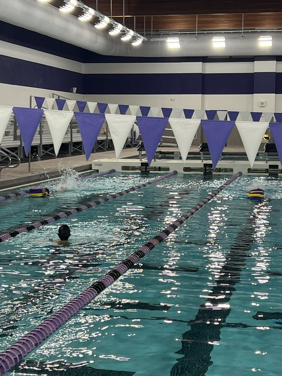 MRHS_Swimming's tweet photo. Fun Friday to kick off the long weekend! 

@MRHS_SPORTS @MRHSMavericks https://t.co/Y5Nsq2moQ4