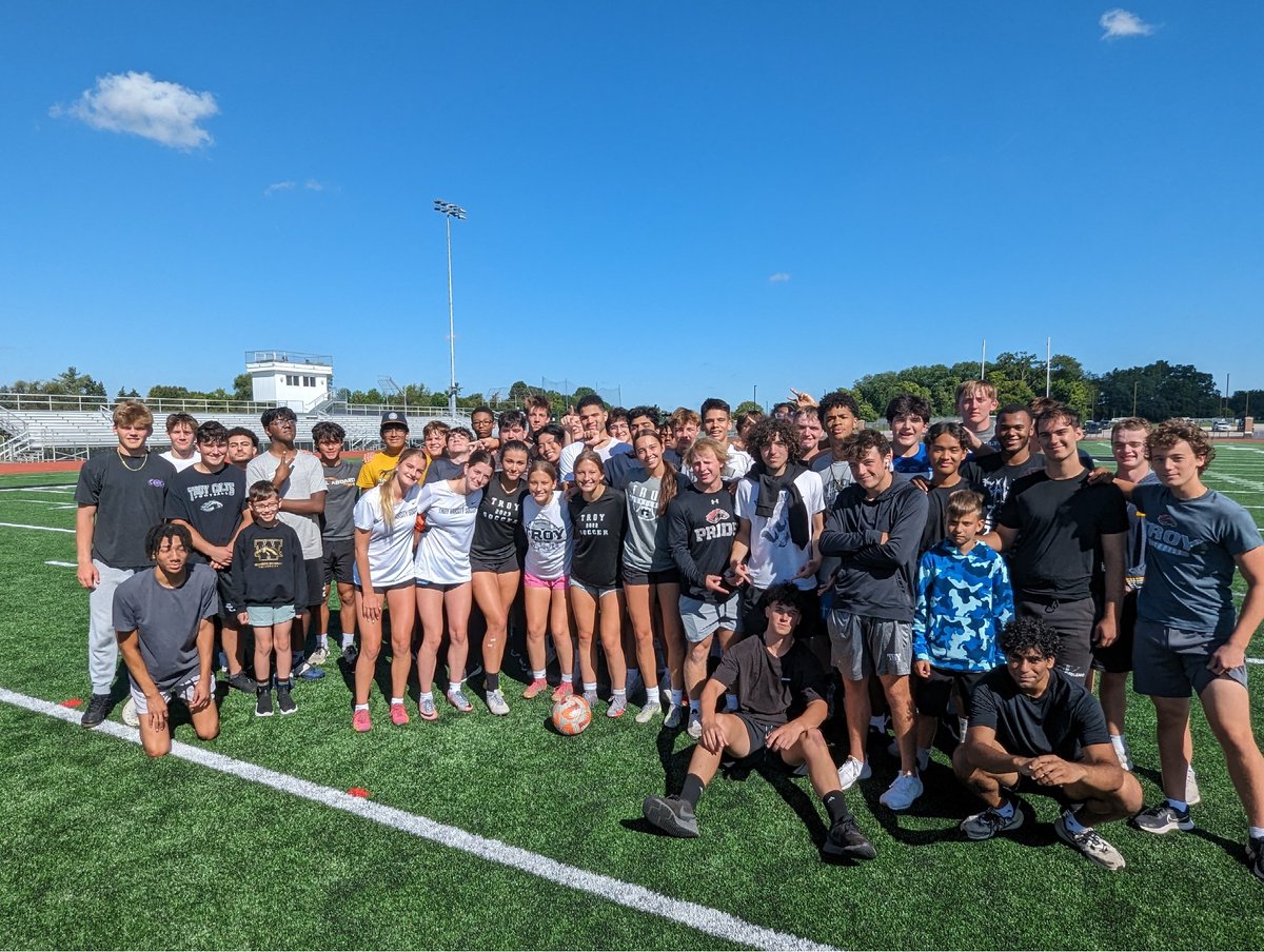 troycoltsfball's tweet photo. Coaches vs kids took us out to the soccer field for a PK shoot out/rematch of Alexa v Nolan

It came down to round 5 but unfortunately the coaches represented by the Girls Varsity Soccer squad couldn't convert. Kids win behind a couple Ben Duda saves.

Kids 1
Coaches 2

We are TC https://t.co/2JIDECXDJ5