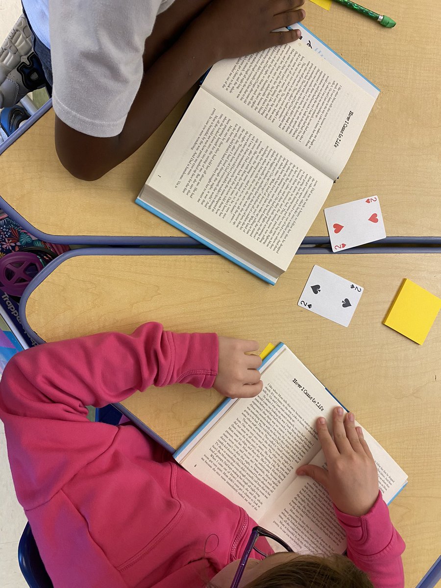 Tac_5th's tweet image. It’s back, back again….random grouping in literacy class! ❤️📚