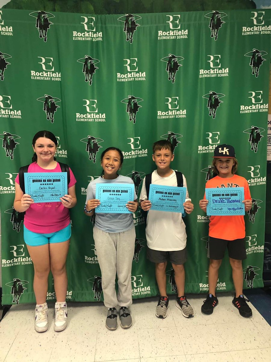MrsShryock's tweet photo. Congrats to our August leader of the month!! Way to go, Grace 🤩 @RockfieldE https://t.co/764Ip2P62d
