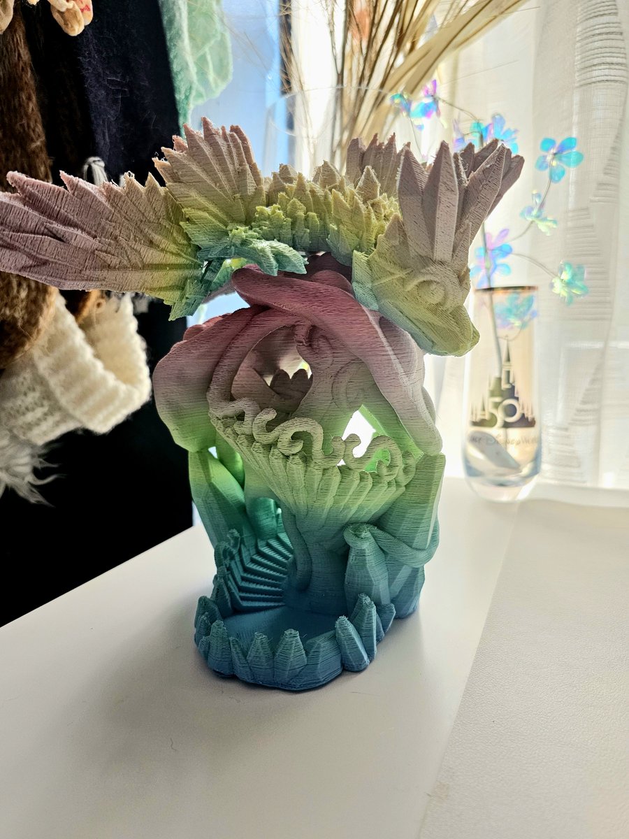 Also printed a mushroom die tower with a dragon to match. They were both test prints hence the lower quality. 🥺